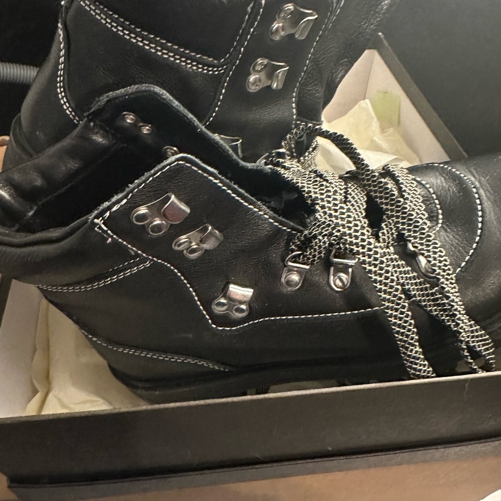 CLOSET CLOSING J. Crew Black Leather Hiker Boots - Picture 7 of 9